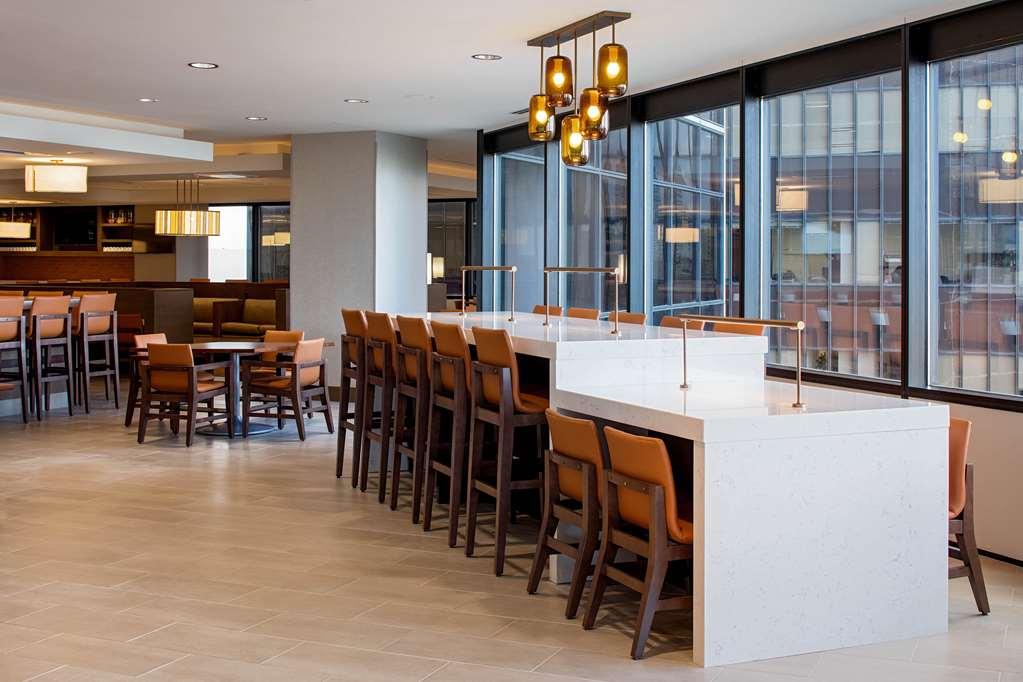 Hyatt House New Orleans Downtown Hotel Interior photo